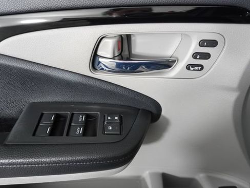 Used 2017 Honda Pilot Elite image 20