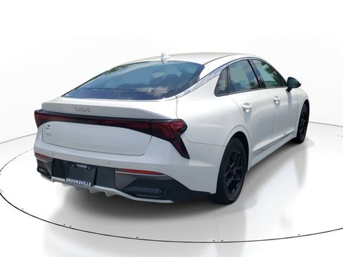 Used 2025 Kia K5 LXS FWD image 6