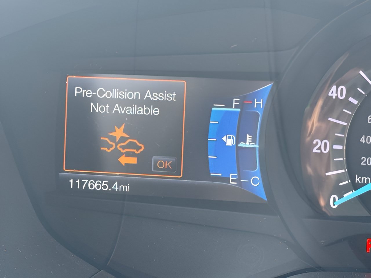 Used 2020 Ford Fusion SE FWD image 16