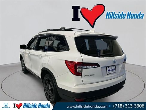 Certified 2022 Honda Pilot Black Edition image 5