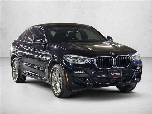 Used 2021 BMW X4 xDrive30i w/ Executive Package image 3