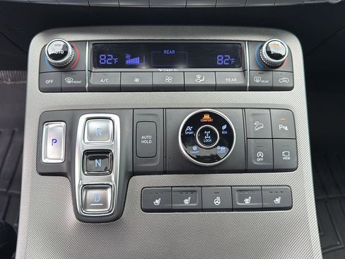 Used 2022 Hyundai Palisade Calligraphy w/ Cargo Package image 17