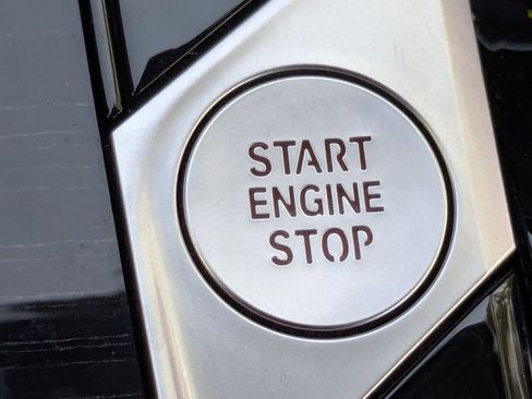 Used 2024 BMW X5 sDrive40i w/ M Sport Package image 15