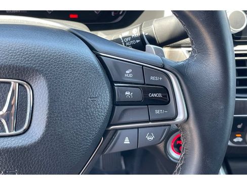 Certified 2022 Honda Accord Touring image 36