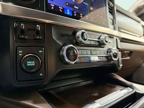 Used 2025 Ford F250 King Ranch w/ Chrome Package image 26