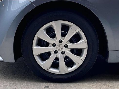 Used 2024 Toyota Corolla LE FWD image 9