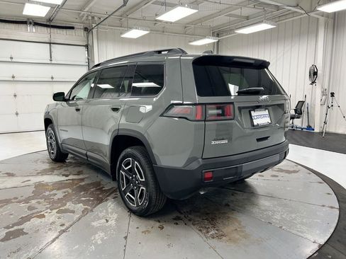 New 2026 Jeep Cherokee Laredo AWD/4WD image 4