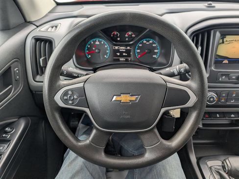 Used 2021 Chevrolet Colorado W/T w/ Custom Special Edition image 18