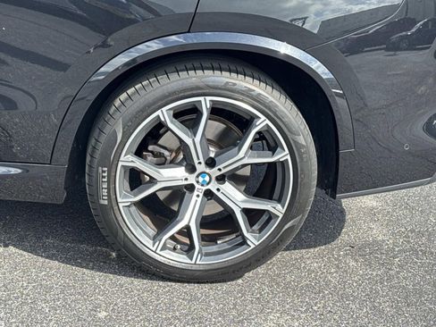 Used 2023 BMW X5 sDrive40i w/ M Sport Package RWD image 3