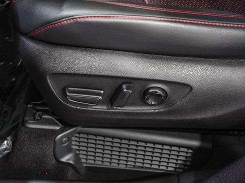 Used 2025 Toyota Sienna XSE image 24