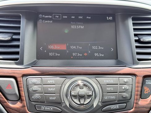 Used 2017 Nissan Pathfinder Platinum w/ Family Entertainment Package AWD/4WD image 23