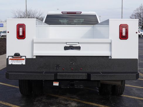 New 2025 GMC Sierra 3500 Pro w/ Convenience Package image 6