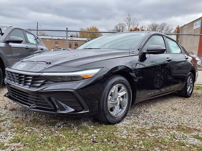 New 2026 Hyundai Elantra SE