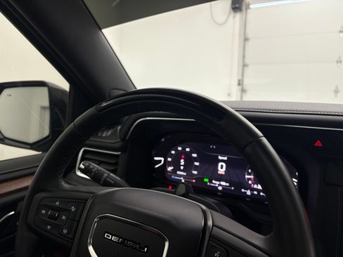 Used 2023 GMC Yukon XL Denali Ultimate w/ LPO, Floor Liner Package AWD/4WD image 6