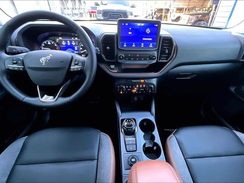 Certified 2024 Ford Bronco Sport Outer Banks image 15