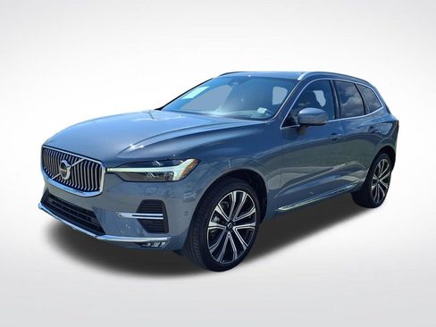 Certified 2023 Volvo XC60 B5 Ultimate AWD/4WD image 4
