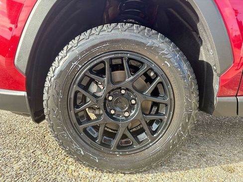 Used 2022 Toyota RAV4 LE image 12