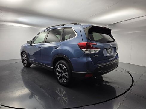 Used 2019 Subaru Forester Limited image 7