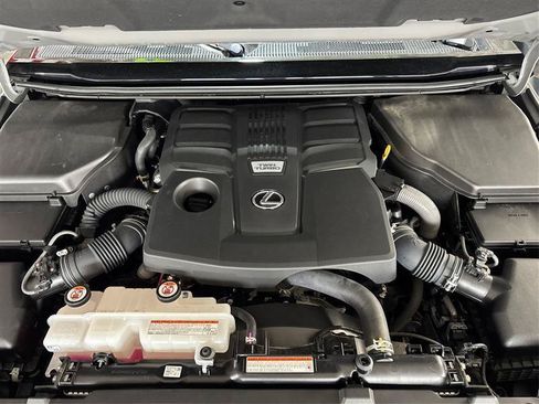 Used 2024 Lexus GX 550 w/ Cold Area Package AWD/4WD image 23
