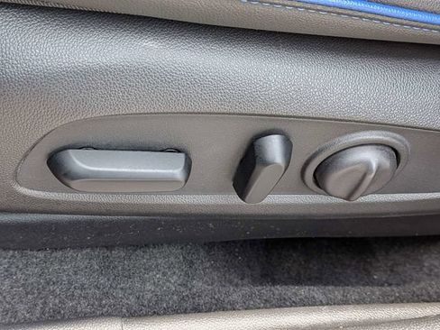 Used 2025 Buick Envista Sport Touring w/ Experience Buick Package FWD image 21
