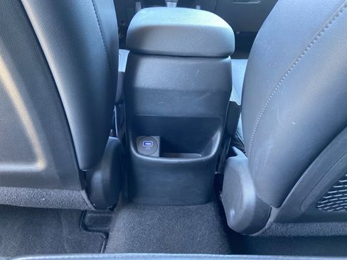 Used 2023 Hyundai Kona Limited image 51