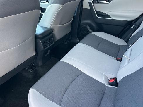 Certified 2021 Toyota RAV4 XLE w/ Convenience Package image 12