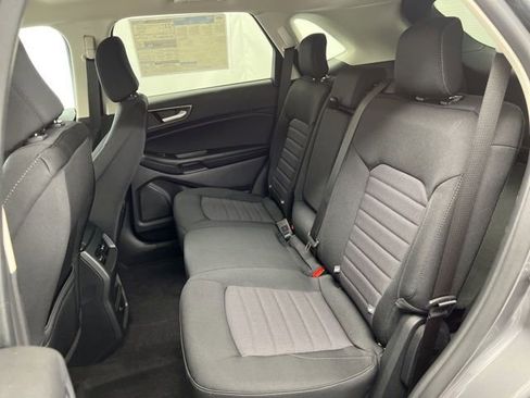 New 2024 Ford Edge SE image 21
