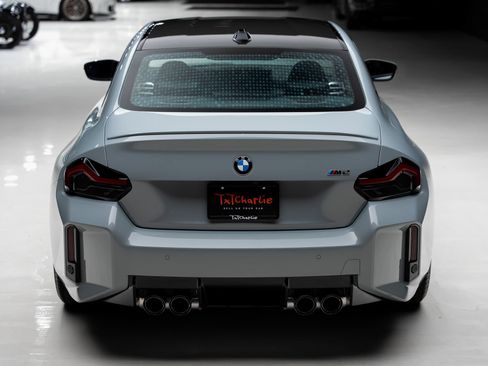 Used 2026 BMW M2 w/ Lighting Package RWD image 25