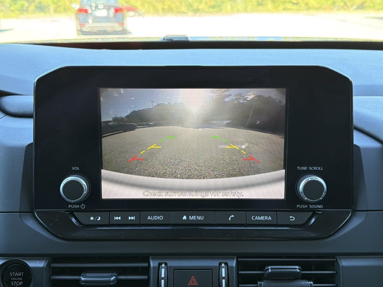 Certified 2025 Nissan Pathfinder S FWD image 3