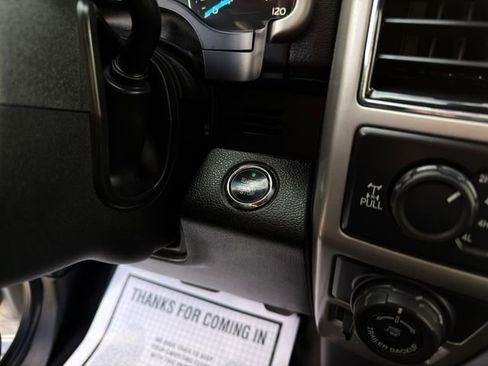 Used 2020 Ford F150 Lariat w/ Trailer Tow Package image 32