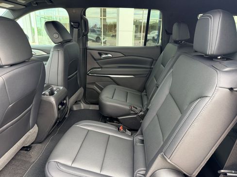 New 2026 Chevrolet Traverse LT FWD image 15
