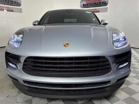 Used 2021 Porsche Macan image 10