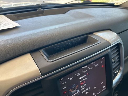 Used 2019 RAM 1500 Big Horn image 40