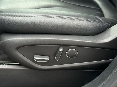 Used 2023 Lincoln Nautilus FWD image 12