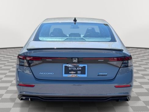 Used 2023 Honda Accord Sport image 4