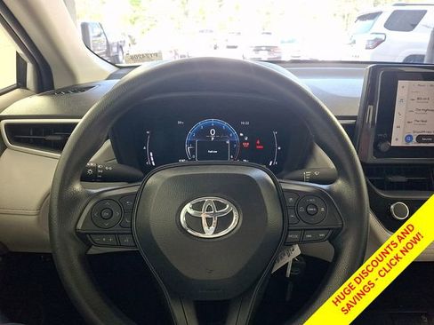 Certified 2026 Toyota Corolla Cross L FWD image 23