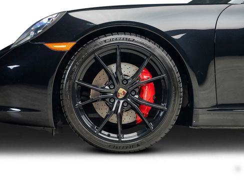 Used 2019 Porsche 911 Carrera S RWD image 25