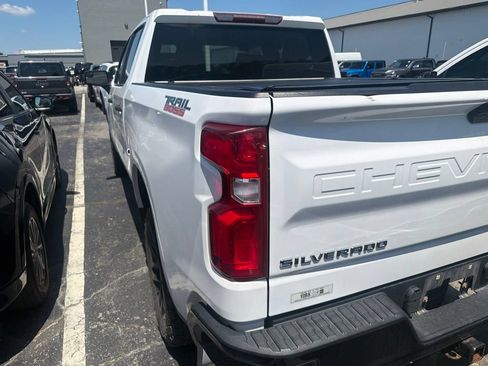 Used 2019 Chevrolet Silverado 1500 Custom Trail Boss w/ Custom Convenience Package AWD/4WD image 5