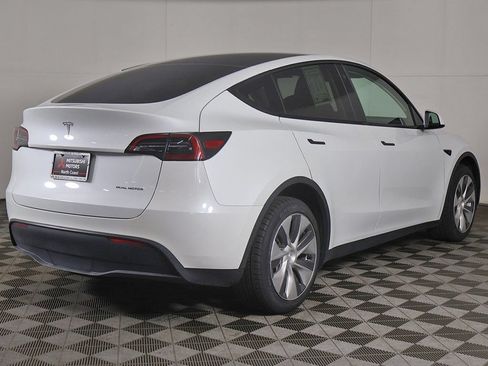 Used 2023 Tesla Model Y Long Range AWD/4WD image 14