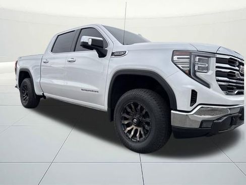 Used 2023 GMC Sierra 1500 SLT w/ SLT Convenience Package image 7