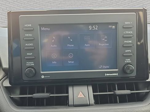 Used 2022 Toyota RAV4 XLE w/ Convenience Package FWD image 21