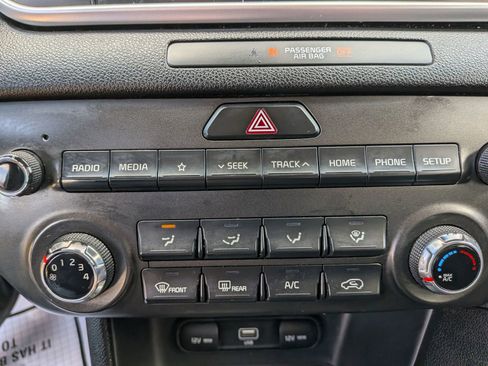 Used 2021 Kia Sportage LX image 44