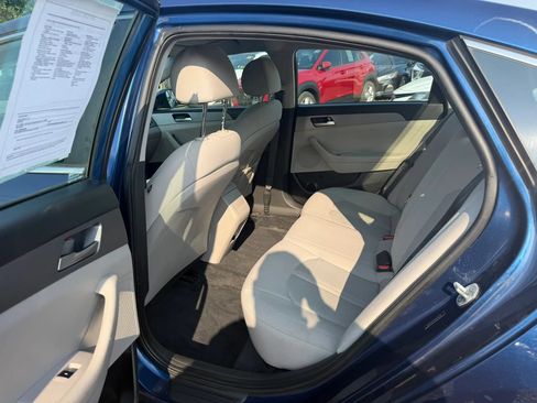 Used 2019 Hyundai Sonata SE w/ Cargo Package FWD image 28