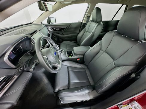 Used 2024 Subaru Outback Limited image 13