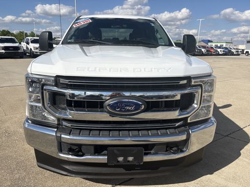 Used 2021 Ford F250 XL w/ STX Appearance Package AWD/4WD image 2