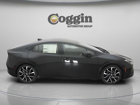 New 2026 Toyota Prius Plug-In Hybrid image 23