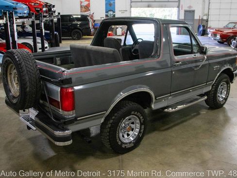 Used 1990 Ford Bronco image 8