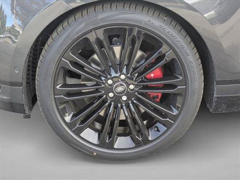 New 2025 Land Rover Range Rover Velar Dynamic HSE AWD/4WD image 10