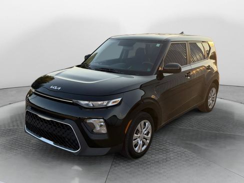 Used 2022 Kia Soul LX FWD image 7