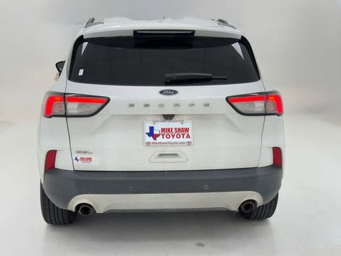 Used 2021 Ford Escape SEL image 19
